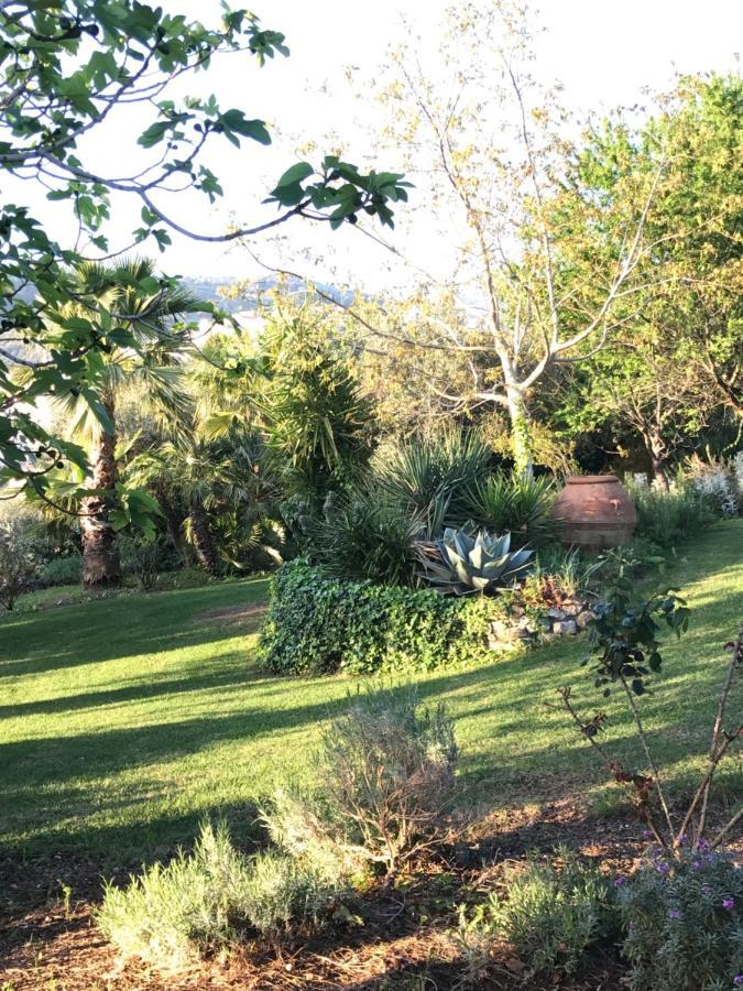 Agriturismo Castello Santa Margherita Cori Exterior foto